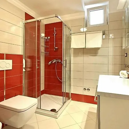 Vakantiehuis Bellavista Poletti Mit Pool Und Meerblick