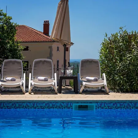 Vakantiehuis Bellavista Poletti Mit Pool Und Meerblick Višnjan